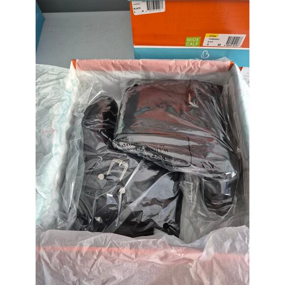 Baretraps Yanessa2 Women Tall Slouch Riding Boots Size US 5M Wide Calf Black TRO - Picture 5 of 9